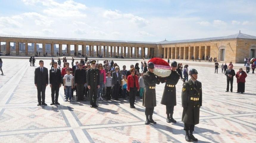 Aydınlı &Ccedil;ocuklar Ata&rsquo;yla Buluştu