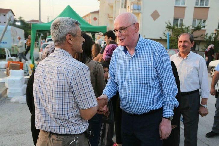 Odunpazarı’ndan Huzur Mahallesi’nde 4 Bin Kişilik İftar G4