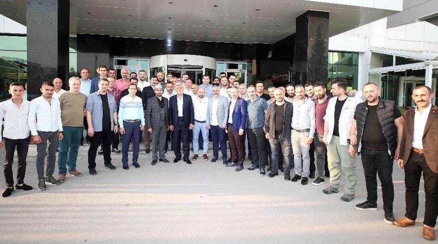 Başkan Karaosmanoğlu, Artvin Livaneliler Derneği İle Bir Araya Geldi