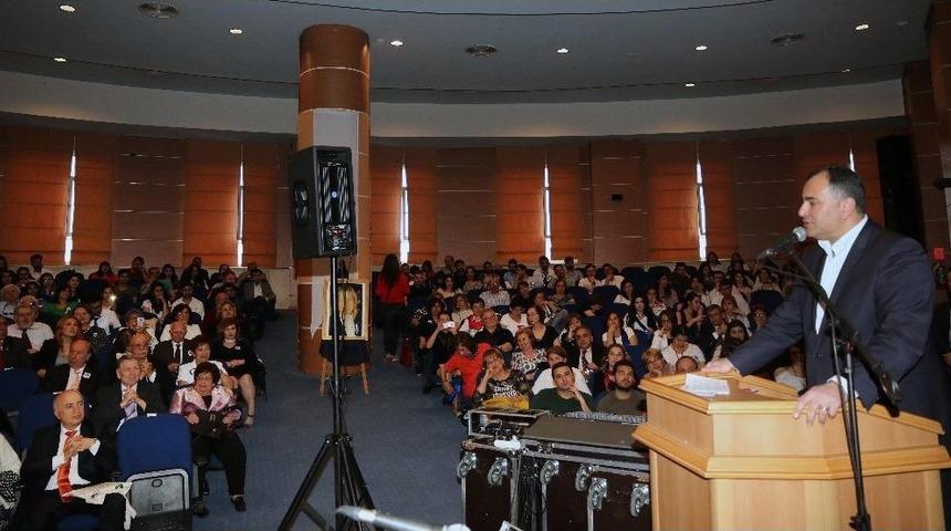 Başkan Taşdelen, &Ccedil;ağdaş Yaşamı Destekleme Derneği &Uuml;mitk&ouml;y Şubesi&rsquo;nin 20. Yıl Kutlamalarına Katıldı