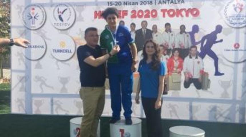 Milaslı Ebru Turgut Zoru Başardı