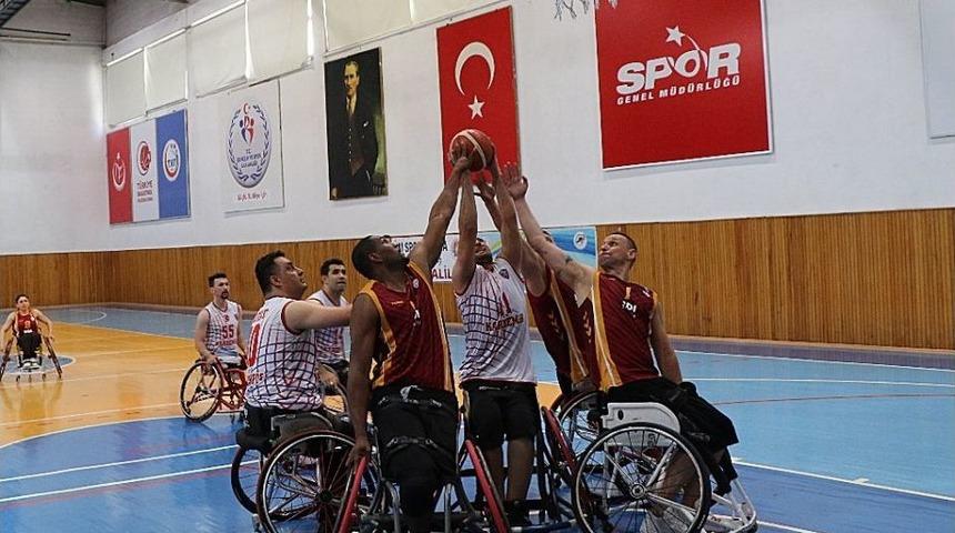 Galatasaray Adını Finale Yazdırdı