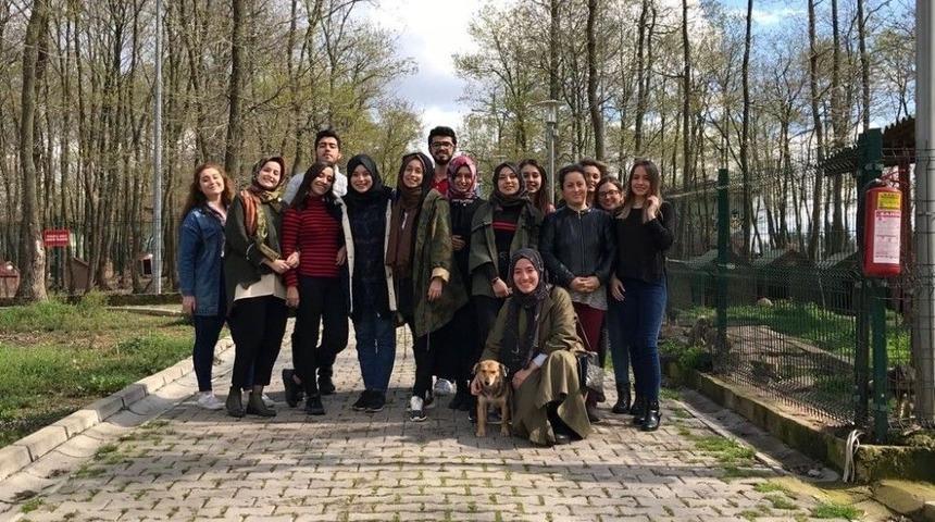Sa&uuml;&rsquo;l&uuml; &Ouml;ğrencilerden Sahipsiz Hayvanlar Bakımevine Ziyaret