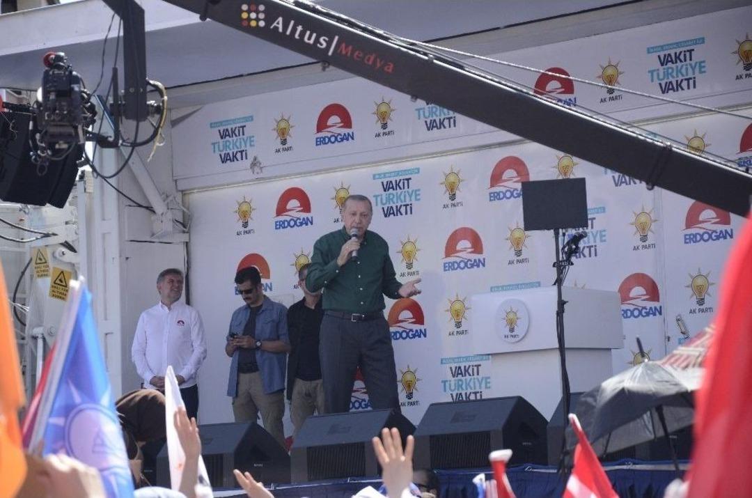 Cumhurbaşkanı Erdoğan&rsquo;dan, İnce&rsquo;nin Kadık&ouml;y Mitingine Sert Eleştiri: