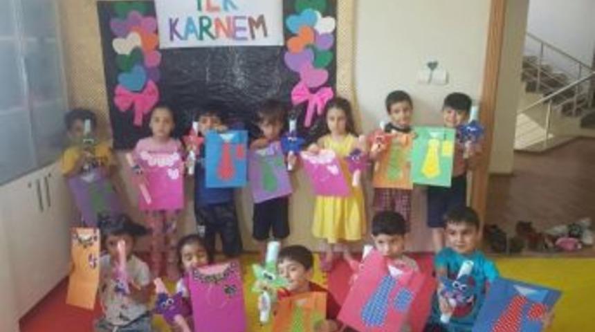 Kreşi &Ouml;ğrencileri Karne Heyecanı Yaşadı