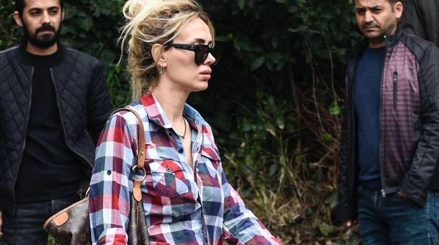 ’cicişler’ Etiler’deki Evlerinde Birbirine Girdi