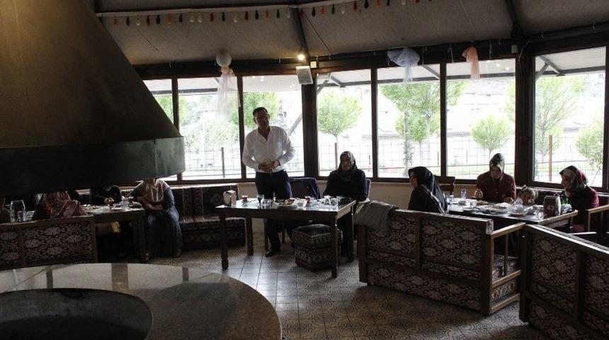 Başkan Duymuş, Kadınlarla Bir Araya Geldi