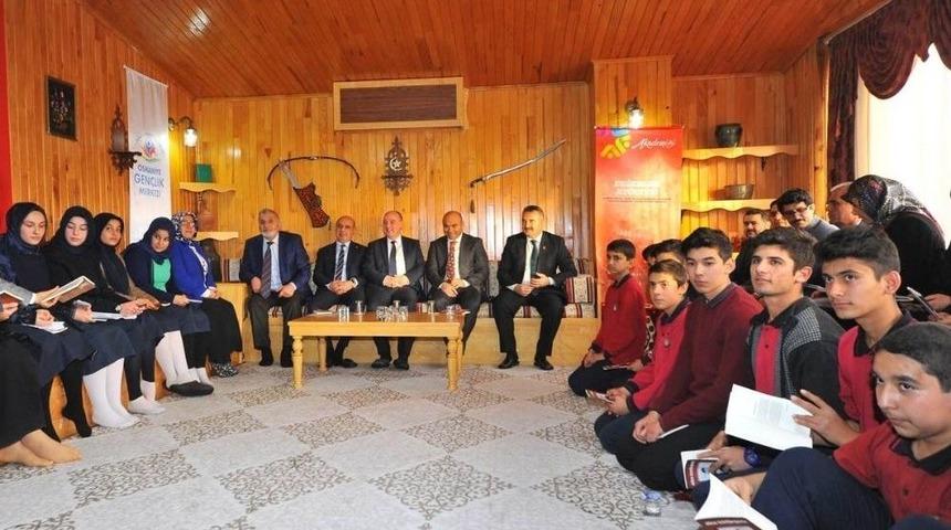 Osmaniye&rsquo;de &lsquo;kitap Okuma Halkaları&rsquo; Projesi Etkinliği