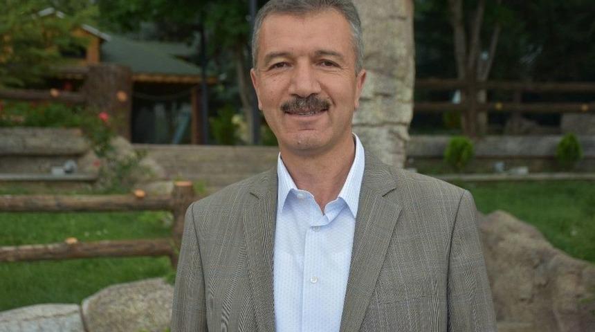 Ak Partili Milletvekili &Ouml;zt&uuml;rk, "hak Etmedim" Diyerek Maaşını Geri İade Etti