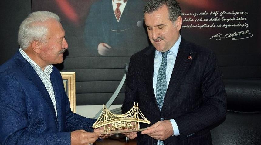 Bakan Osman Aşkın Bak &Ccedil;anakkale&rsquo;de