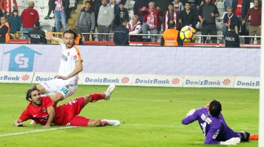 Antalyaspor, 5 Hafta Aradan Sonra Kazanmayı Hatırladı
