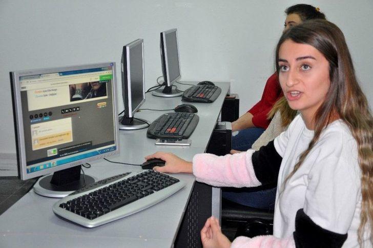 Türkiye’de Ders Verilen Tek E-ticaret Uygulama Laboratuvarı G4