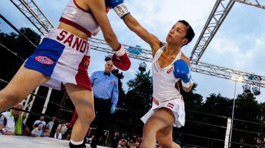 &Ouml;zlem Şahin D&uuml;nya Şampiyonluğu İ&ccedil;in Ringe &Ccedil;ıkacak