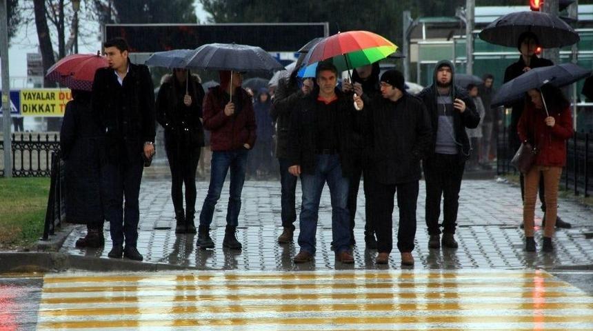 Samsun Sağanak Yağışa Teslim