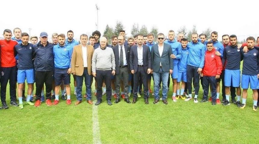 Trabzonspor Yönetimi, 1461 Trabzon’u Ziyaret Etti