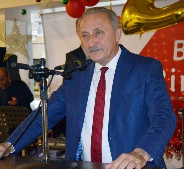 Didim Belediyesi Personeli Yeni Yılı Yemekle Kutladı