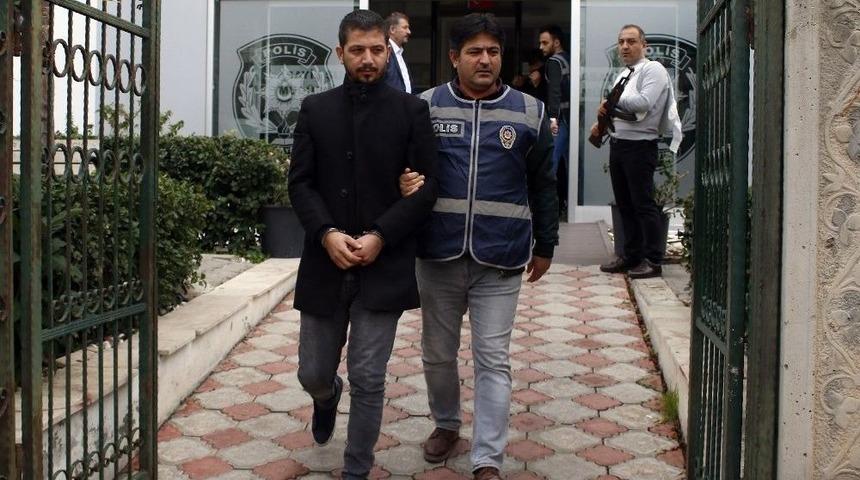 Antalya&rsquo;da 3 Oto Hırsızı Yakalandı