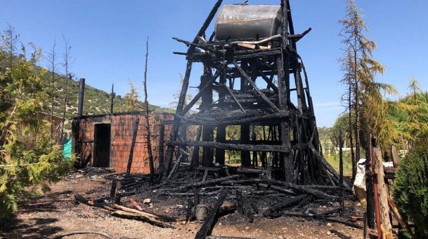 Burdur Lisina Doğa Parkı&rsquo;nda Yangın