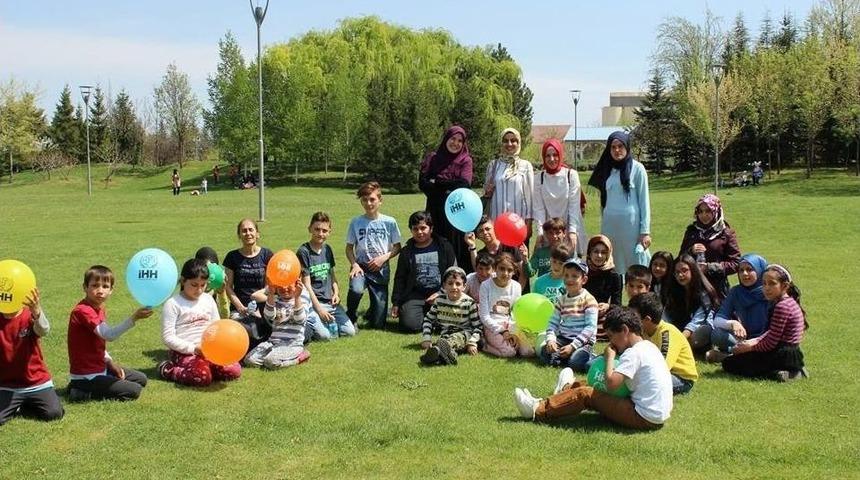 İhh Yetim &Ccedil;ocuklarla Sazova Gezisi Ger&ccedil;ekleştirdi