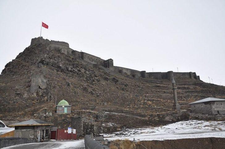 Kars’ta Zemheri Ayında Bahar Yaşanıyor G2