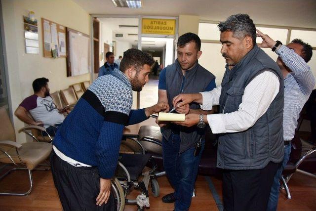 Tekerlekli Sandalyeyle Geldiği Karakolda Ayaklandı 3