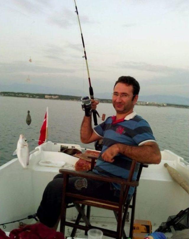 Manavgat&rsquo;ta Alabora Olan Teknede Kaybolan Vatandaşı Arama &Ccedil;alışmaları S&uuml;r&uuml;yor 3