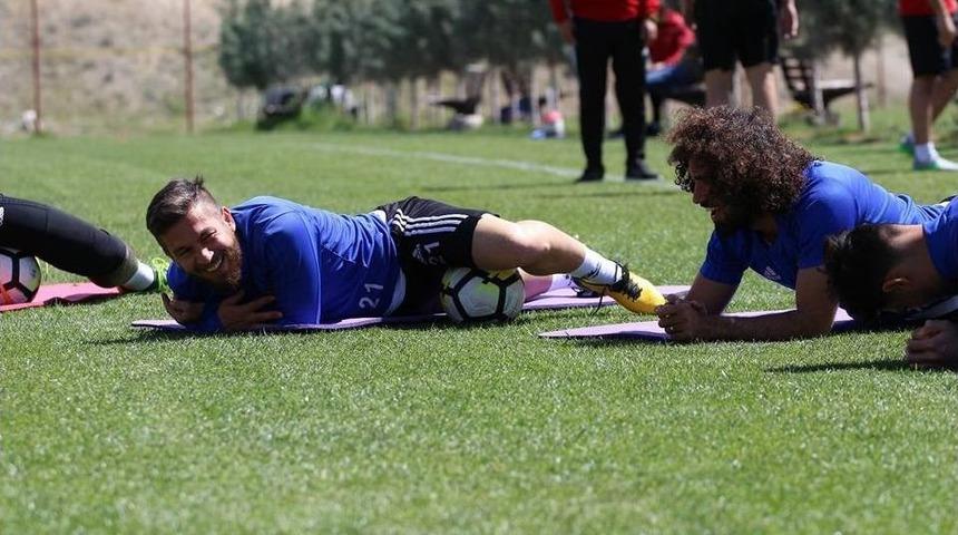 Evkur Yeni Malatyaspor, Beşiktaş&rsquo;a Karşı S&uuml;rpriz Peşinde