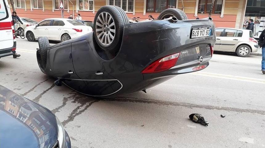 Caddede Tavan &Uuml;st&uuml; Kaldı