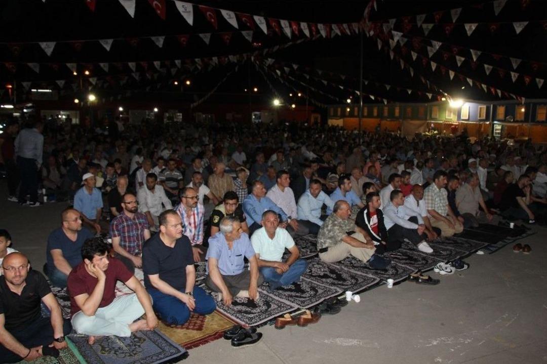 Tekkek&ouml;y&rsquo;de "seccadeni Almaya Gel" Programı D&uuml;zenlendi