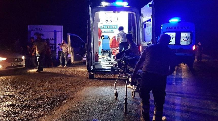 Kadirli&rsquo;de Trafik Kazası 4 Yaralı