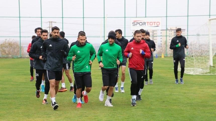 Şanlıurfaspor İkinci Yarı Hazırlıklarını S&uuml;rd&uuml;r&uuml;yor