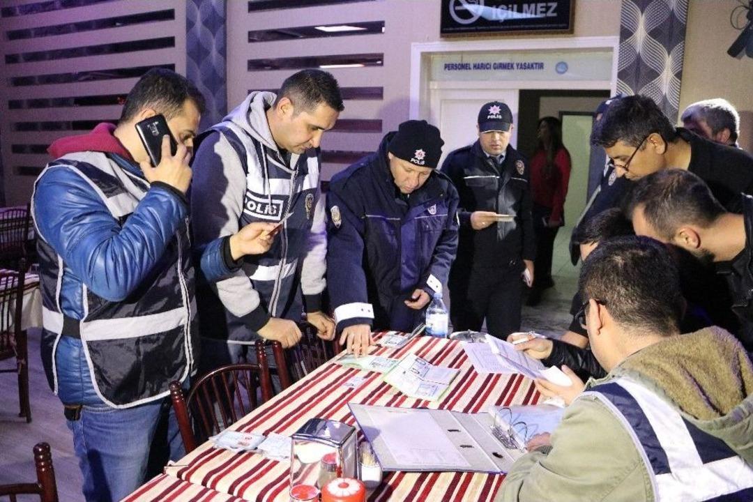 Kahramanmaraş&rsquo;ta Bir Gecede 39 Kişi Yakalandı