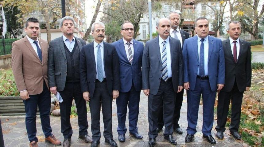 Sağlık &Ccedil;alışanlarını Darp Edip Kendisine Darp Raporu Aldı