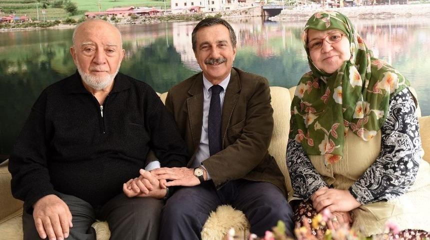 Başkan Ata&ccedil; Ev Ziyaretlerine Devam Ediyor