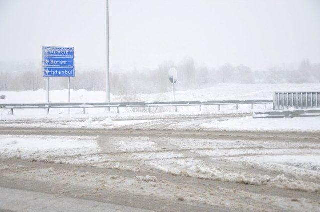 Bozüyük’te Kar Yağışı Etkili Oldu