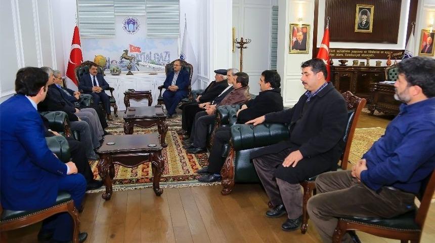 G&uuml;rkan Muhtarları Ağırladı