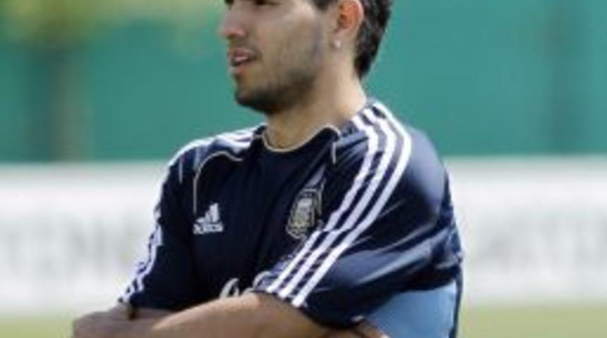 Sergio Ag&uuml;ero Sezonu Kapattı