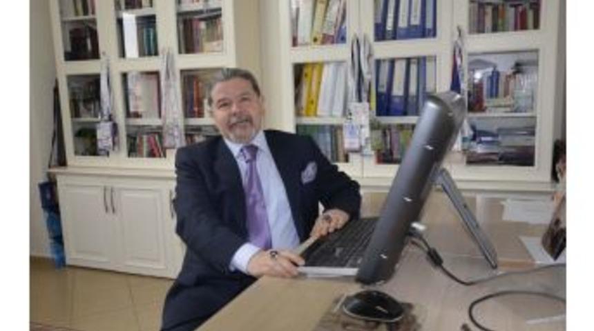 Prof. Dr. G&uuml;m&uuml;rd&uuml;l&uuml;: &ldquo;&ouml;l&uuml;mc&uuml;l Hastalıklar Bağışıklık Sistemi &Ccedil;&ouml;kt&uuml;ğ&uuml; Anda Yakalar&rdquo;