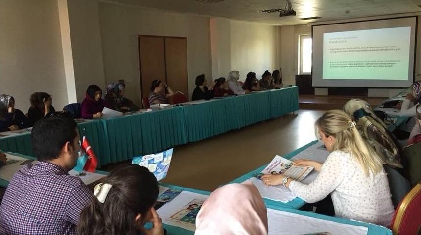 Davranışsal Bağımlılıklarla M&uuml;cadele Eğitimi Verildi