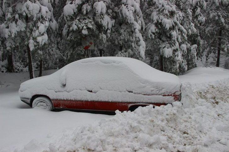 Kazdağları’nda Kar Trafiği Olumsuz Etkiliyor G2