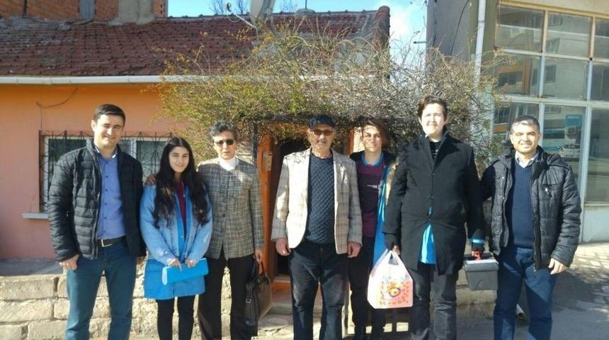 &Ouml;ğrencilerden &Ouml;rnek Davranış