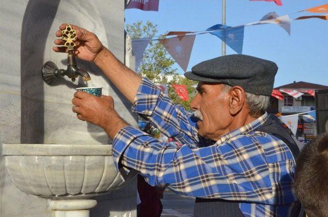 Nazilli’de 40 Bin Kişilik Lokum Ve Şerbet Dağıldı