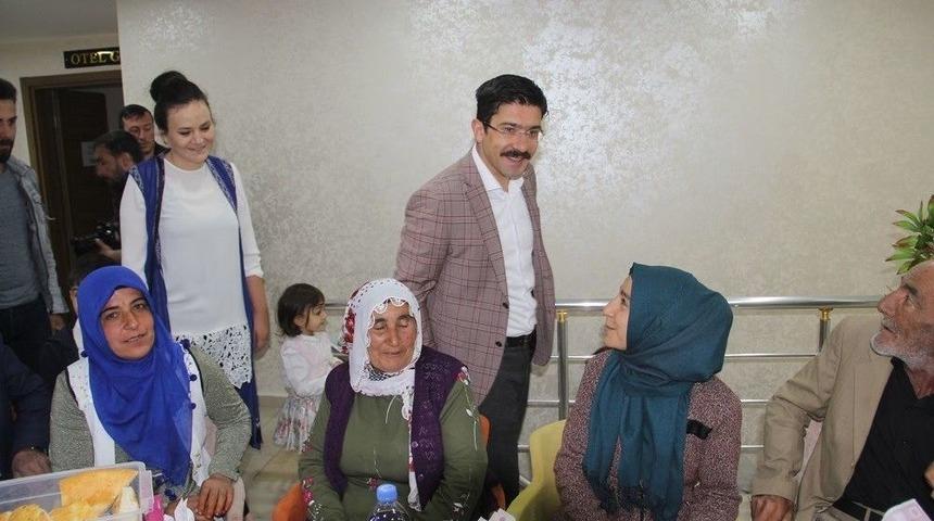 Başkale&rsquo;de Şehit Aileleri Ve Gaziler Onuruna İftar