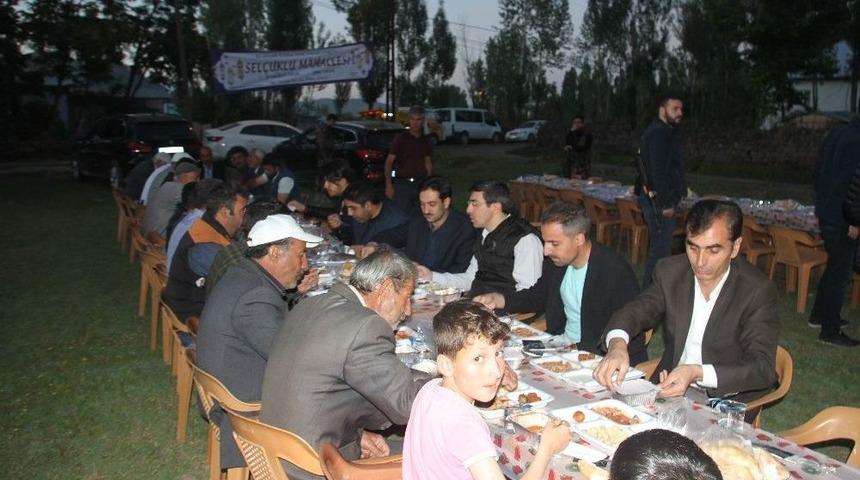 Malazgirt Belediyesinden İftar Programı