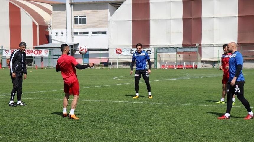 Sait Karafırtınalar: &ldquo;ilk 6&rsquo;yı Garantilemek İ&ccedil;in Kazanmamız Gerek&rdquo;