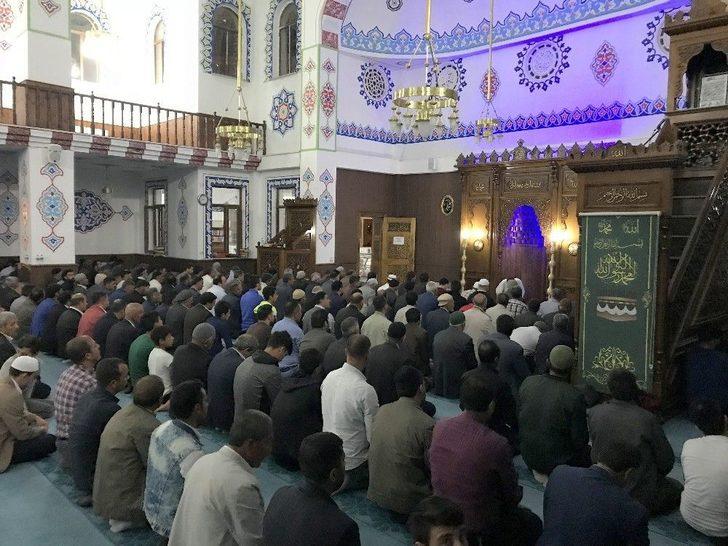 Muradiye Kadir Gecesi G4