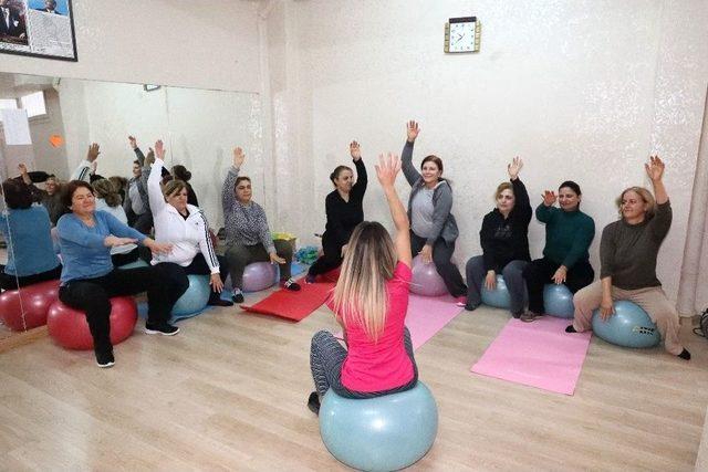 Mersin’e Göçle Gelen Kadınlara Ücretsiz Eğitim