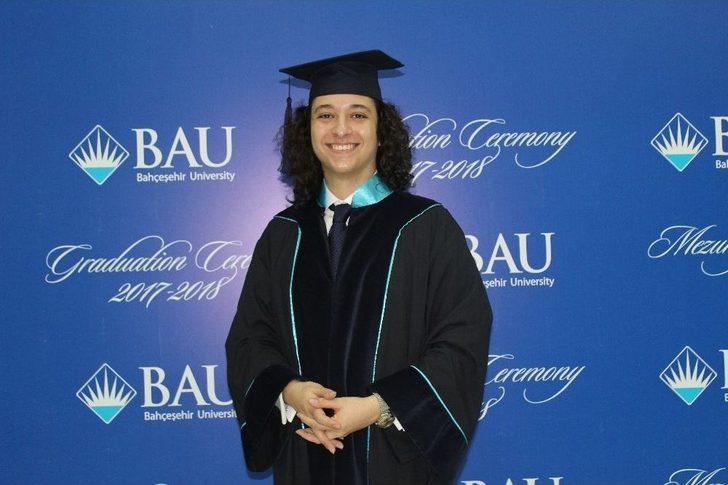 Bau 18. Dönem Mezunlarını Uğurladı G5