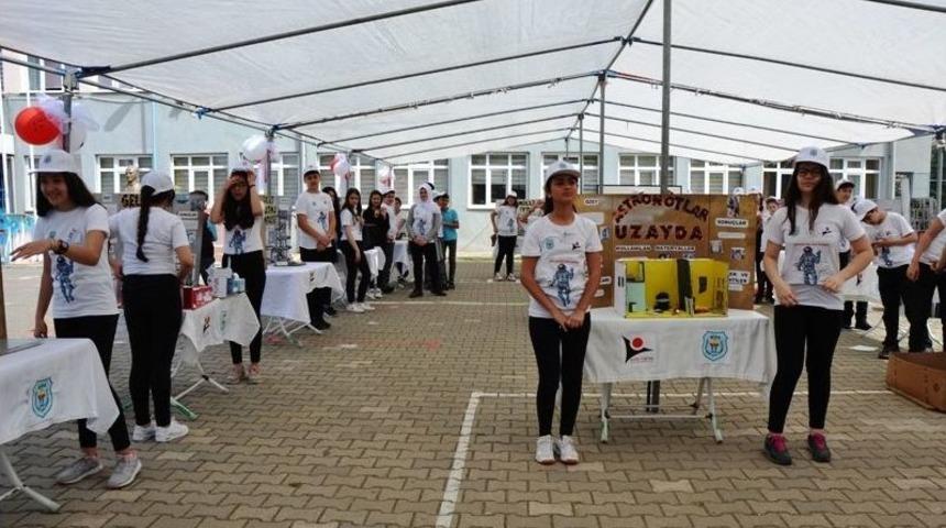 Biga&rsquo;da T&uuml;bitak 4006 Bilim Fuarı A&ccedil;ıldı