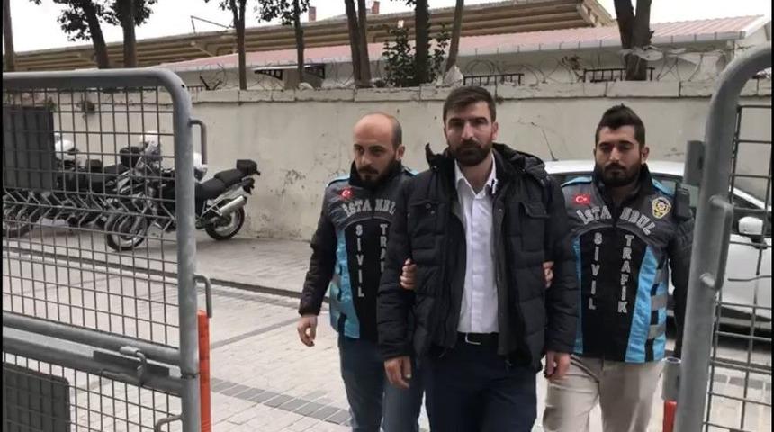 Sahte Kimlikli Halk Otob&uuml;s&uuml; Şof&ouml;r&uuml;n&uuml;n &Uuml;zerinden Uyuşturucu &Ccedil;ıktı